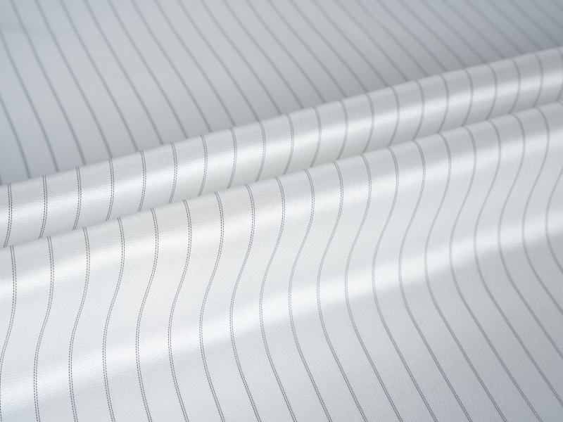 Poliesterska viskozna prešana obloga od rukavca