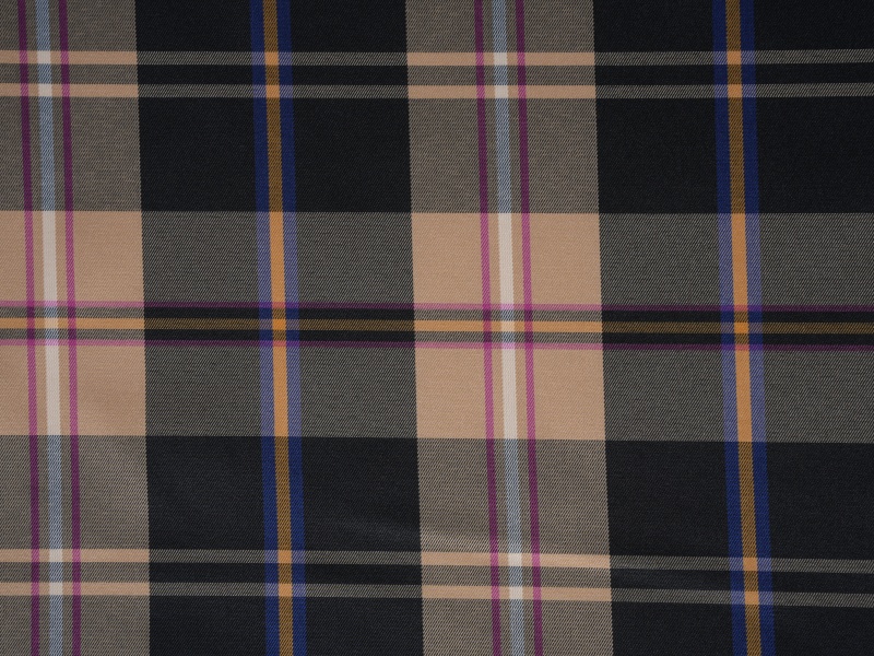 Tkanina s oblogom od poliesterske pređe Tkanina s oblogom od poliesterske pređe