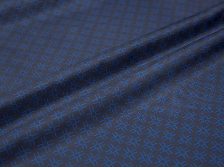 Zašto dizajneri preferiraju tkaninu za tiskanu oblogu za cijelu poliesteru?